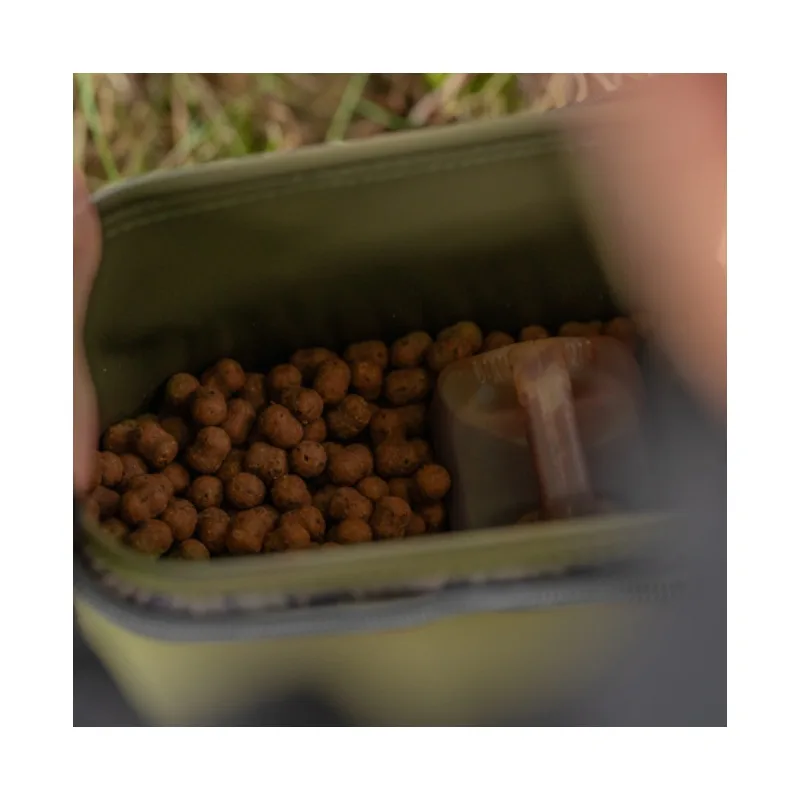 A0430087 Avid Carp Stormshield Eva Compact Caddy - Image 3